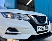 Nissan Qashqai 1.2 DIG-T N-Connecta Euro 6 (s/s) 5dr 27