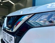 Nissan Qashqai 1.2 DIG-T N-Connecta Euro 6 (s/s) 5dr 29