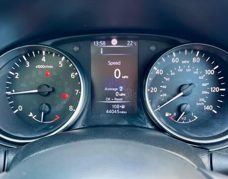 Nissan Qashqai 1.2 DIG-T N-Connecta Euro 6 (s/s) 5dr 50