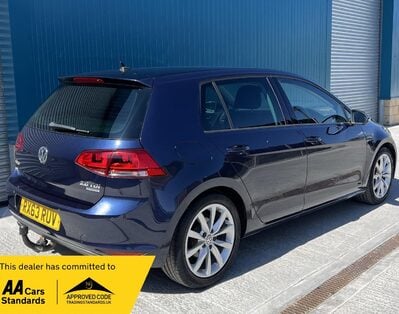 Volkswagen Golf 2.0 TDI BlueMotion Tech GT Euro 5 (s/s) 5dr