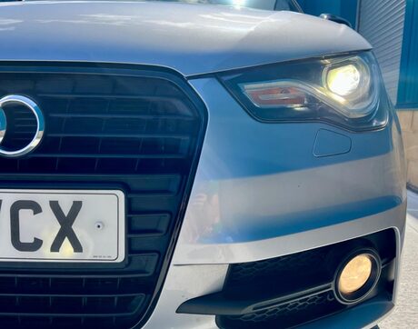 Audi A1 1.4 TFSI S line Style Edition Euro 5 (s/s) 3dr 25