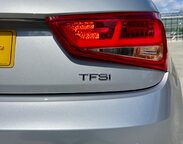 Audi A1 1.4 TFSI S line Style Edition Euro 5 (s/s) 3dr 26