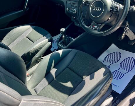 Audi A1 1.4 TFSI S line Style Edition Euro 5 (s/s) 3dr 32
