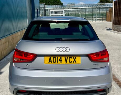 Audi A1 1.4 TFSI S line Style Edition Euro 5 (s/s) 3dr 11
