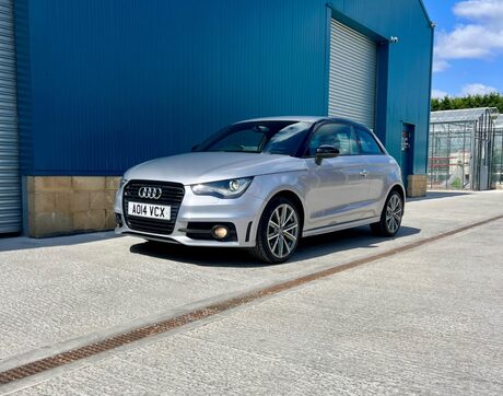 Audi A1 1.4 TFSI S line Style Edition Euro 5 (s/s) 3dr 19