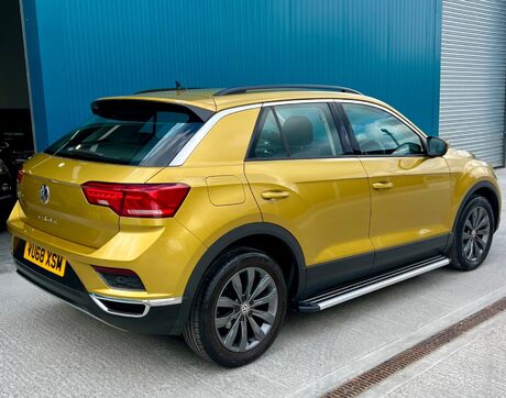 Volkswagen T-Roc 1.0 TSI SE Euro 6 (s/s) 5dr 8