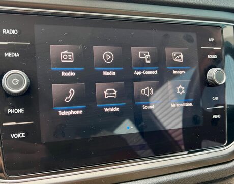 Volkswagen T-Roc 1.0 TSI SE Euro 6 (s/s) 5dr 70