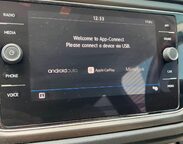Volkswagen T-Roc 1.0 TSI SE Euro 6 (s/s) 5dr 64