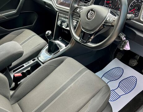 Volkswagen T-Roc 1.0 TSI SE Euro 6 (s/s) 5dr 36