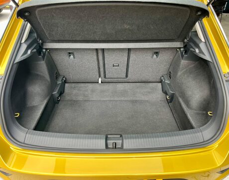 Volkswagen T-Roc 1.0 TSI SE Euro 6 (s/s) 5dr 47
