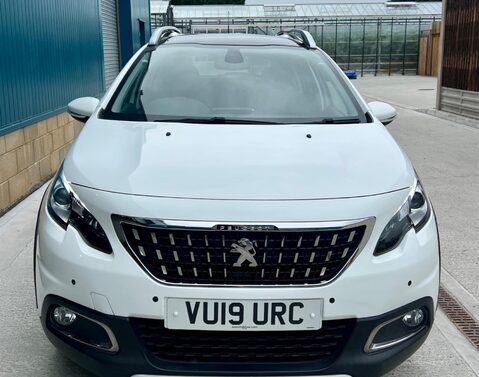 Peugeot 2008 1.2 PureTech Allure Premium Euro 6 (s/s) 5dr 4