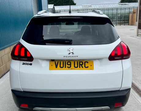 Peugeot 2008 1.2 PureTech Allure Premium Euro 6 (s/s) 5dr 9