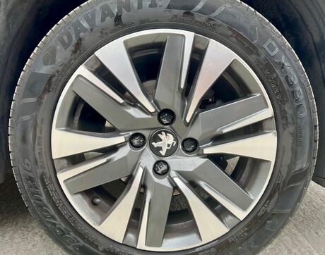 Peugeot 2008 1.2 PureTech Allure Premium Euro 6 (s/s) 5dr 74