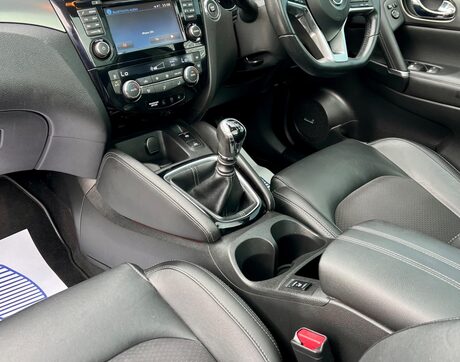 Nissan Qashqai 1.5 dCi Tekna Euro 6 (s/s) 5dr 31