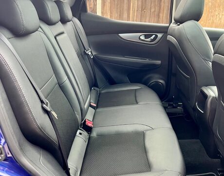 Nissan Qashqai 1.5 dCi Tekna Euro 6 (s/s) 5dr 40