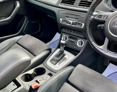 Audi Q3 2.0 TDI SE S Tronic quattro Euro 5 (s/s) 5dr 39