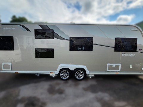 Elddis Crusader Tempest EB  8