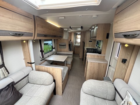 Elddis Crusader Tempest EB  12