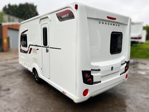 Coachman Pastiche 460/2 7