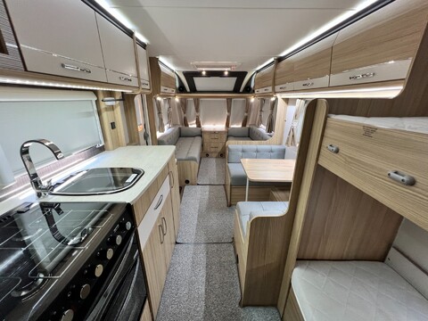 Coachman Vision Plus 630 38