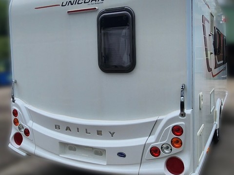 Bailey Unicorn Seville  5