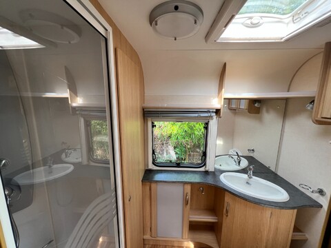 Coachman Amara 450 21