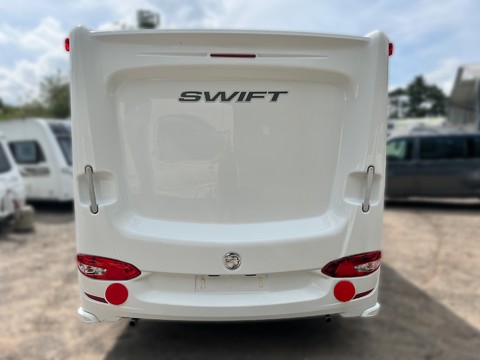 Swift Conqueror 565  7