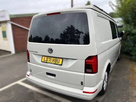 Volkswagen Transporter Highline LWB T30 6.1 Camper 3