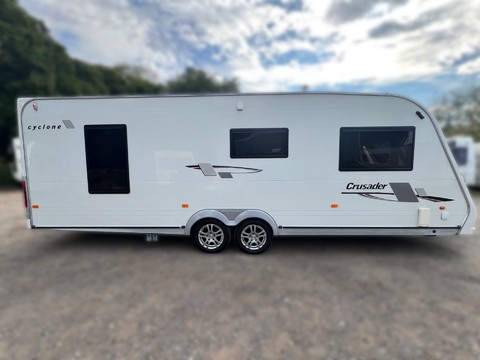 Elddis Crusader Cyclone   8