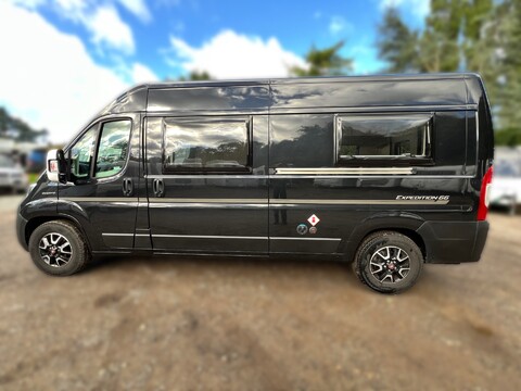 Auto-Trail Expedition 66  9