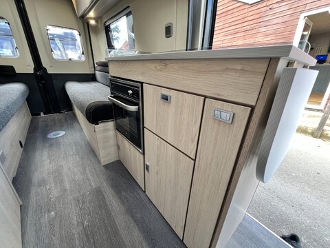 Auto-Trail Expedition 66  22