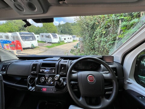 Auto-Trail Expedition 66  25