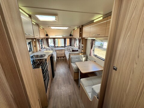 Coachman Vision 580 Design Edition 22