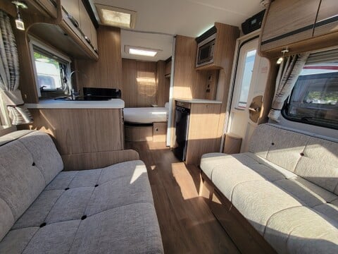 Coachman VIP 575 15