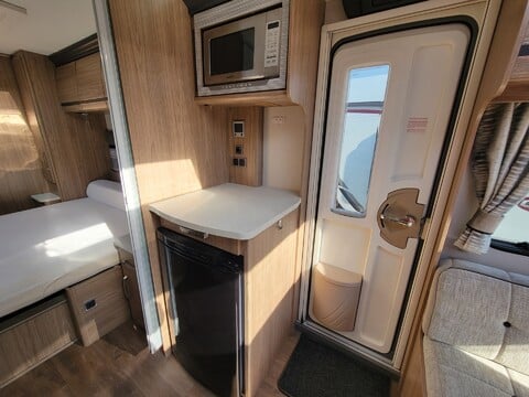 Coachman VIP 575 18