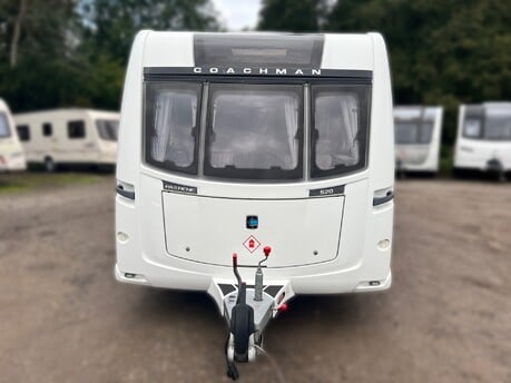 Coachman Pastiche 520 4