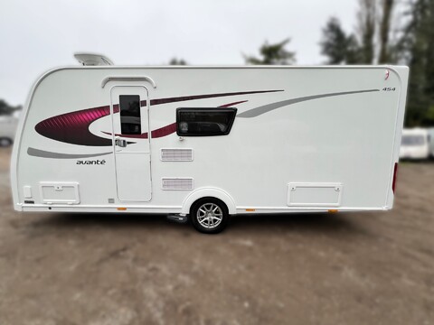 Elddis Avante 454  11