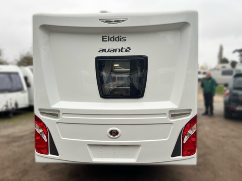 Elddis Avante 454  9