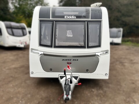 Elddis Avante 454  3