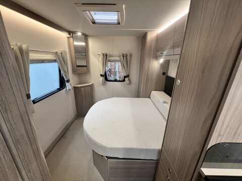 Elddis Avante 454  26