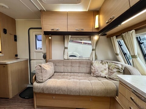 Elddis Crusader Tempest  13