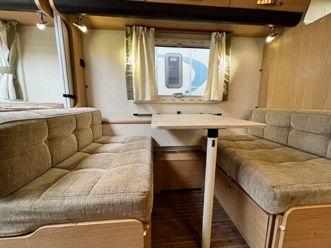 Elddis Crusader Tempest  19