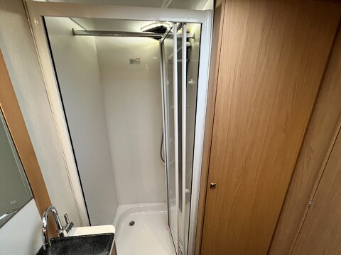 Elddis Crusader Tempest  26