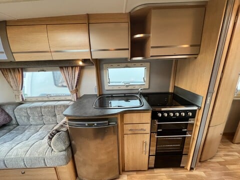 Coachman Pastiche 560/4 20