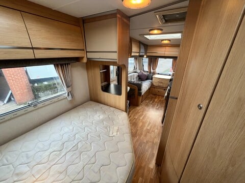 Coachman Pastiche 560/4 25