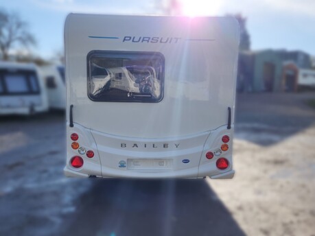 Bailey Pursuit 570-6 4