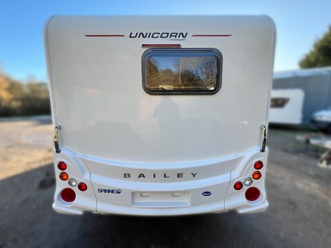 Bailey Unicorn Vigo 9