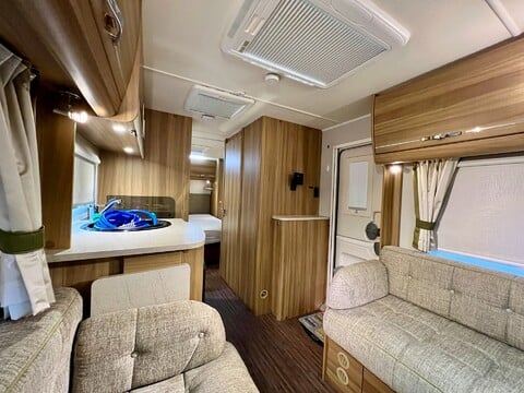 Elddis Avante 550 33