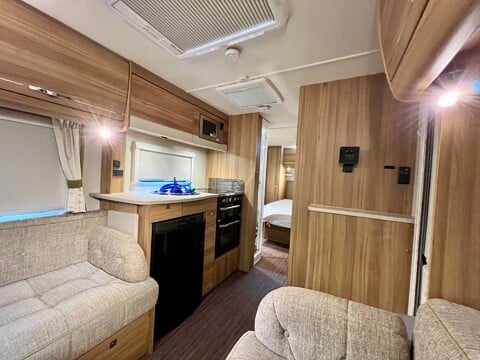 Elddis Avante 550 34