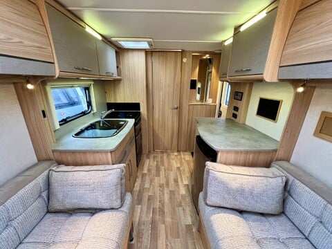 Coachman Amara 450 21